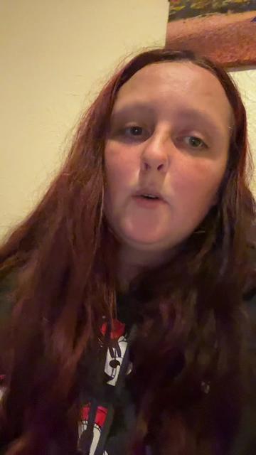 @chloe.Louise madden 2002