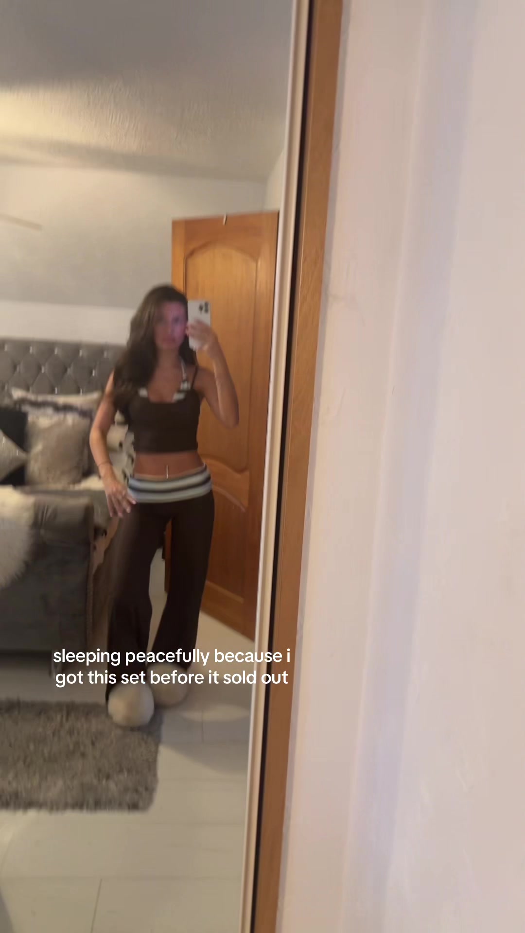 @poppylivingstonex