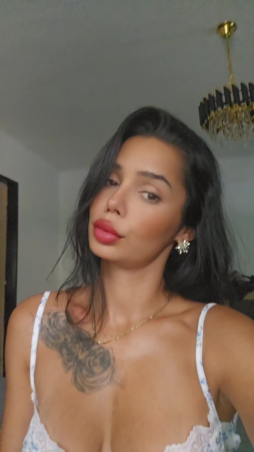@nikoleta