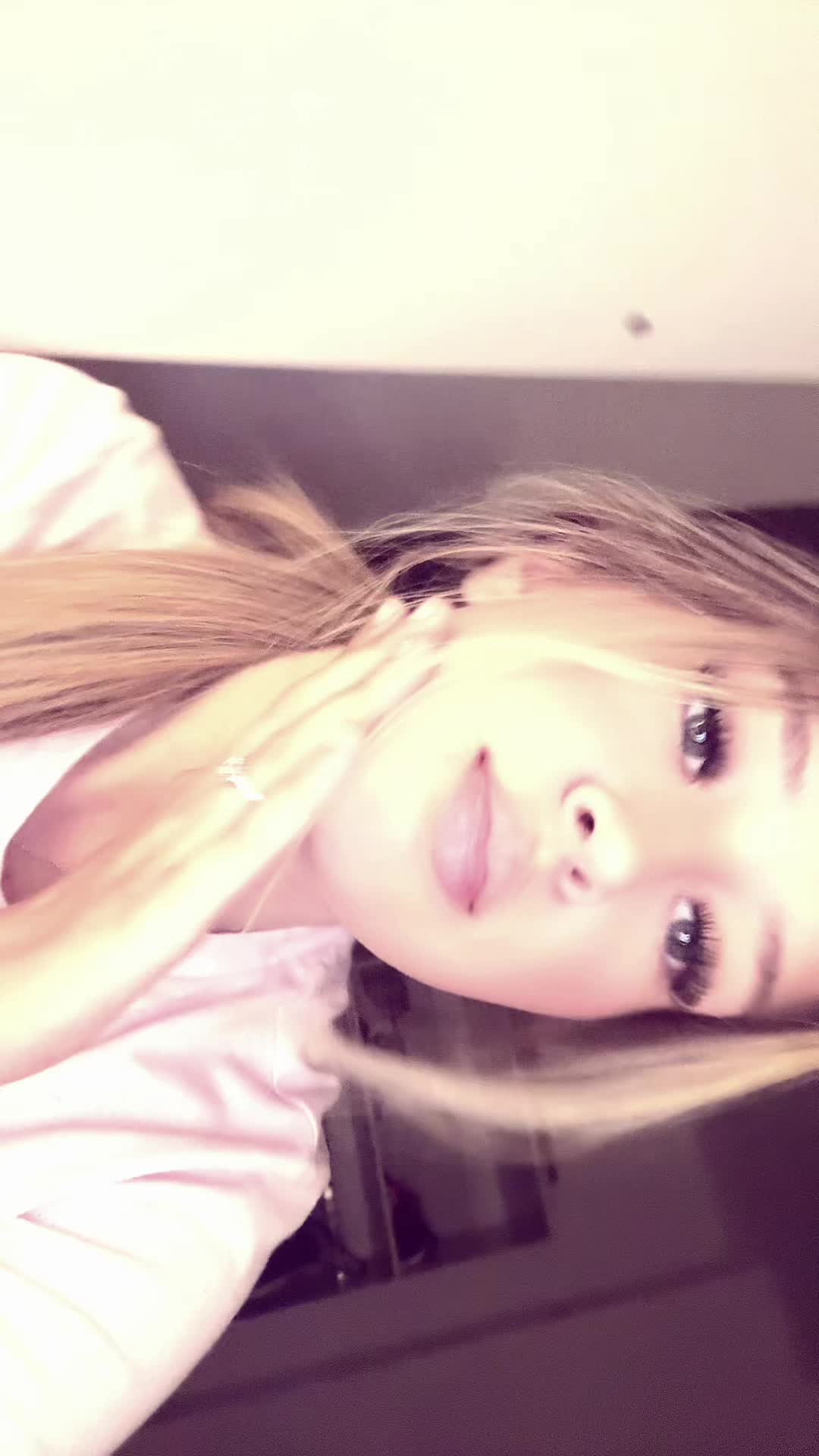 @𝐄𝐋𝐋𝐈𝐄𝐒𝐏𝐀𝐌🫰🏽🩷