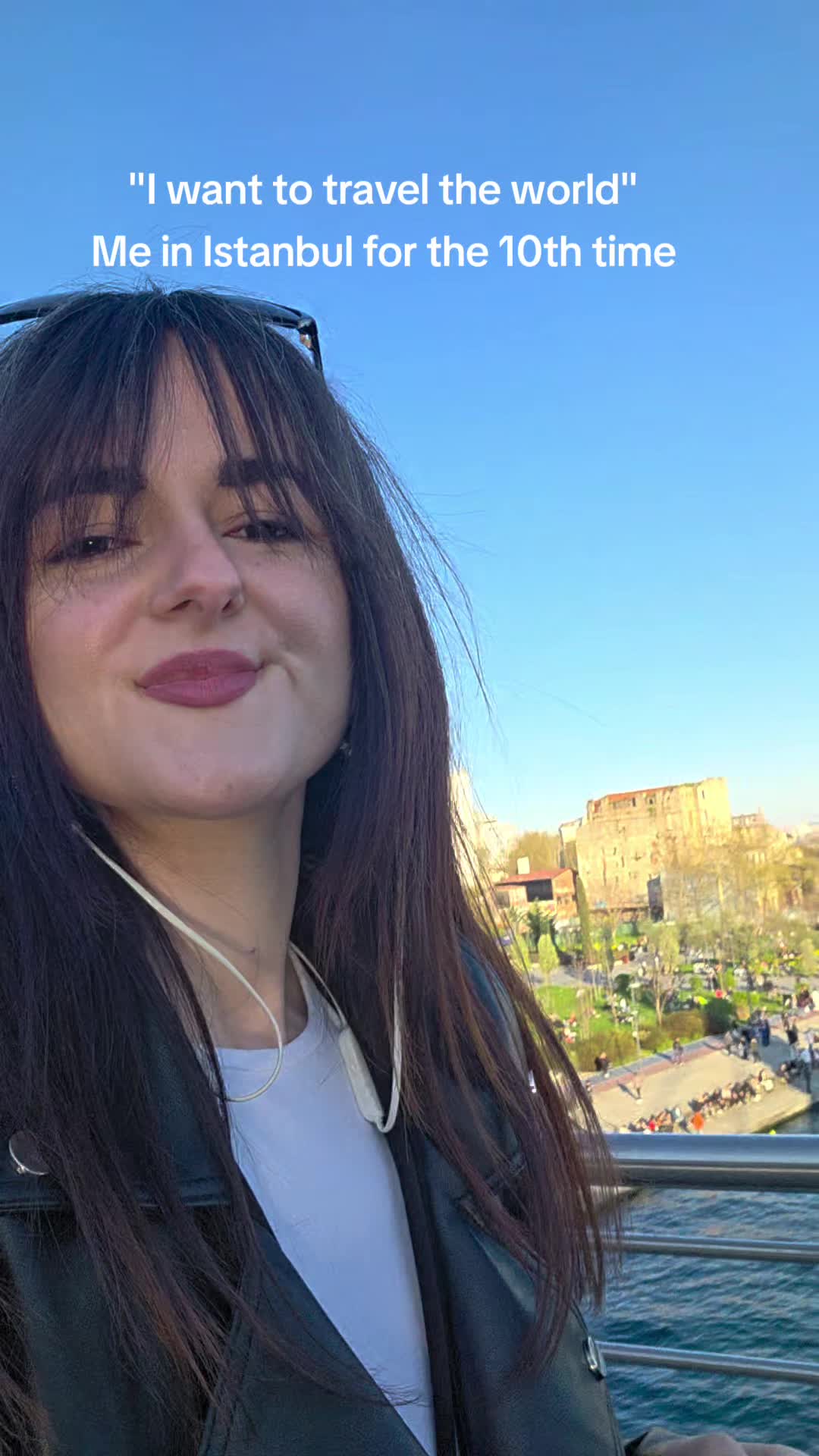 @eleniboo