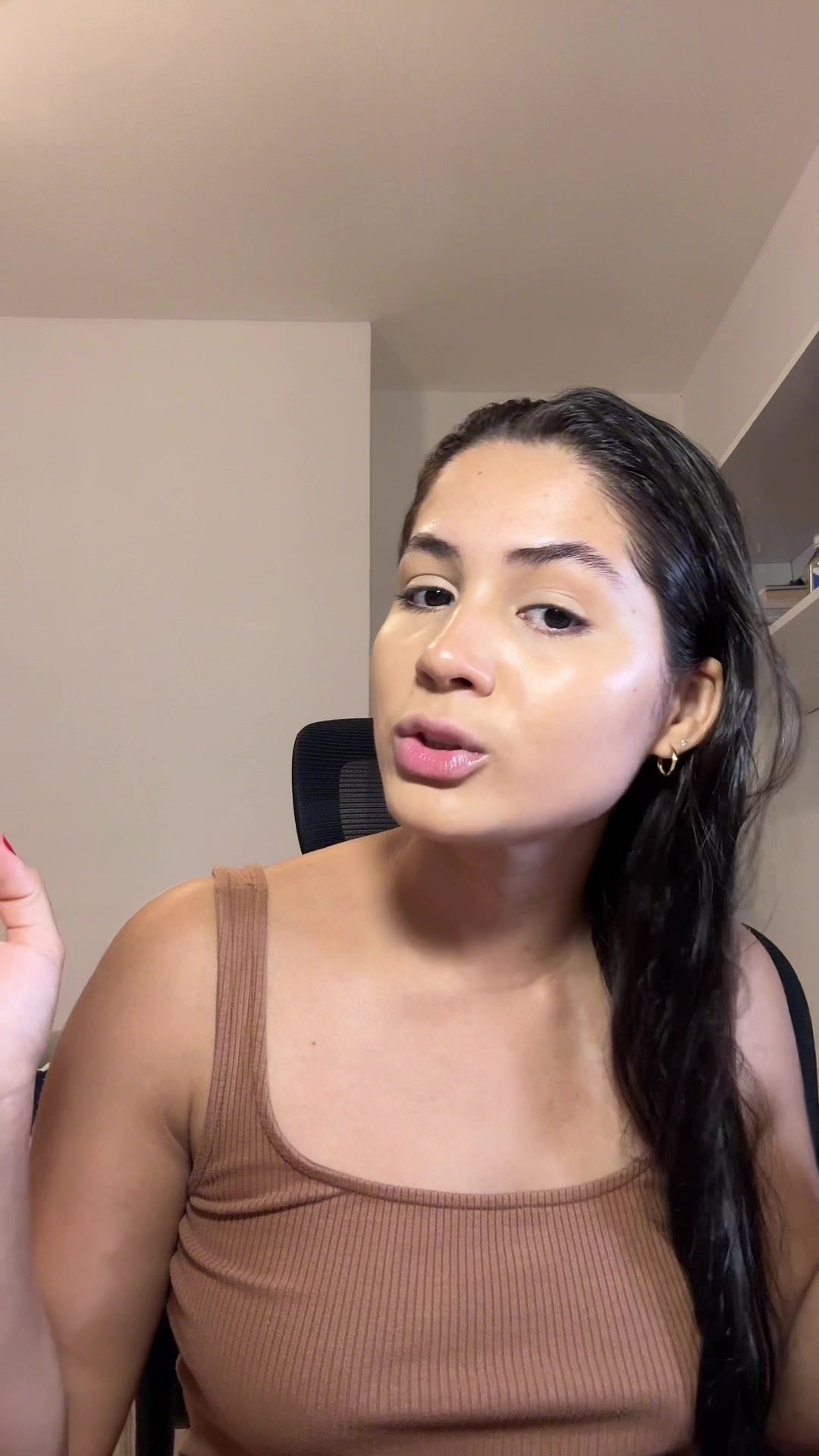 @Lillyamgabi