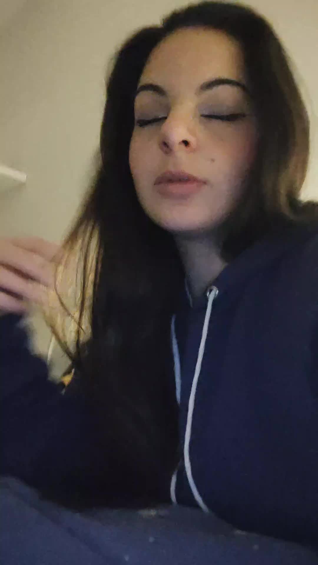 @moon 🌙
