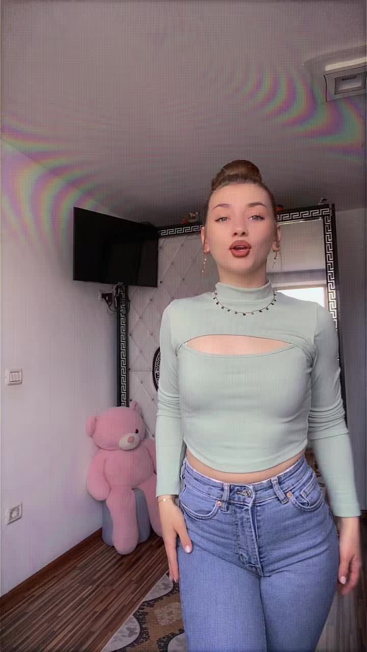 @Roxana🤍