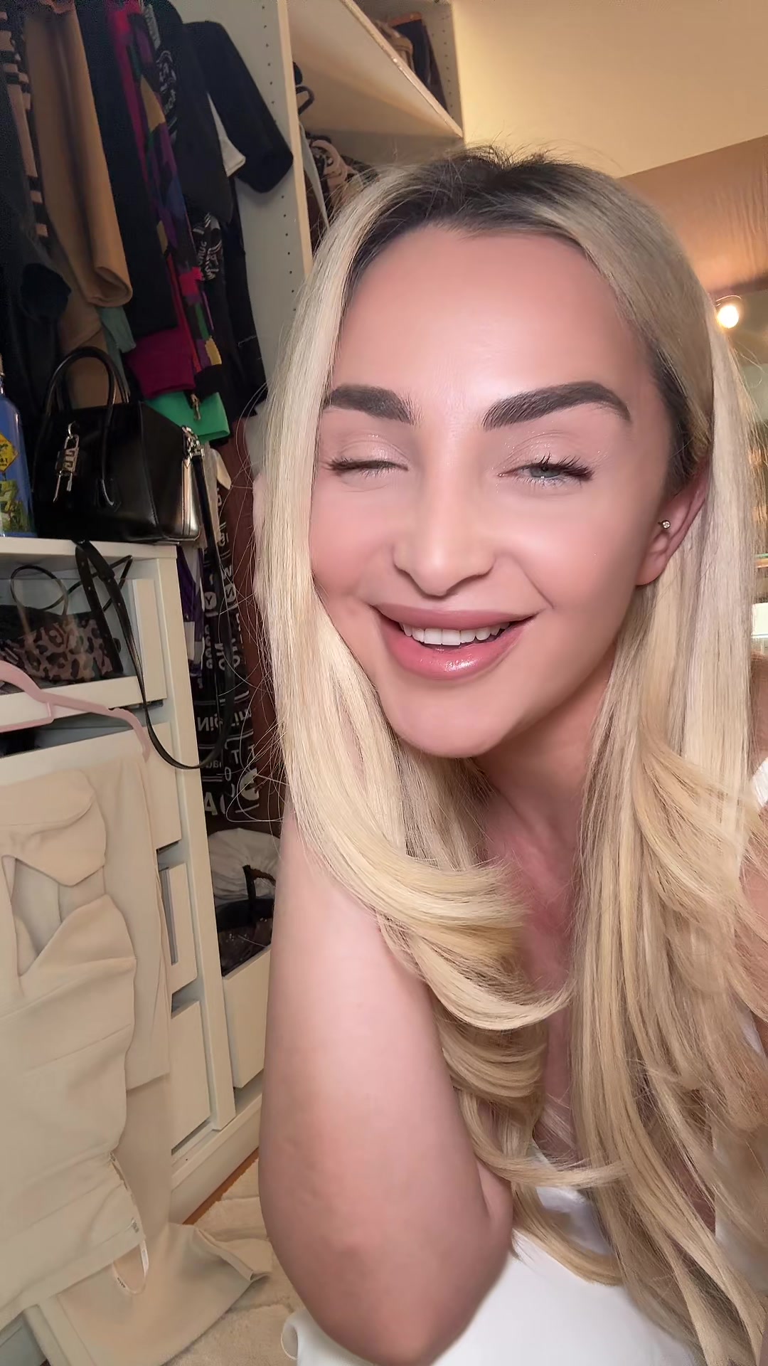 @Maya Berović