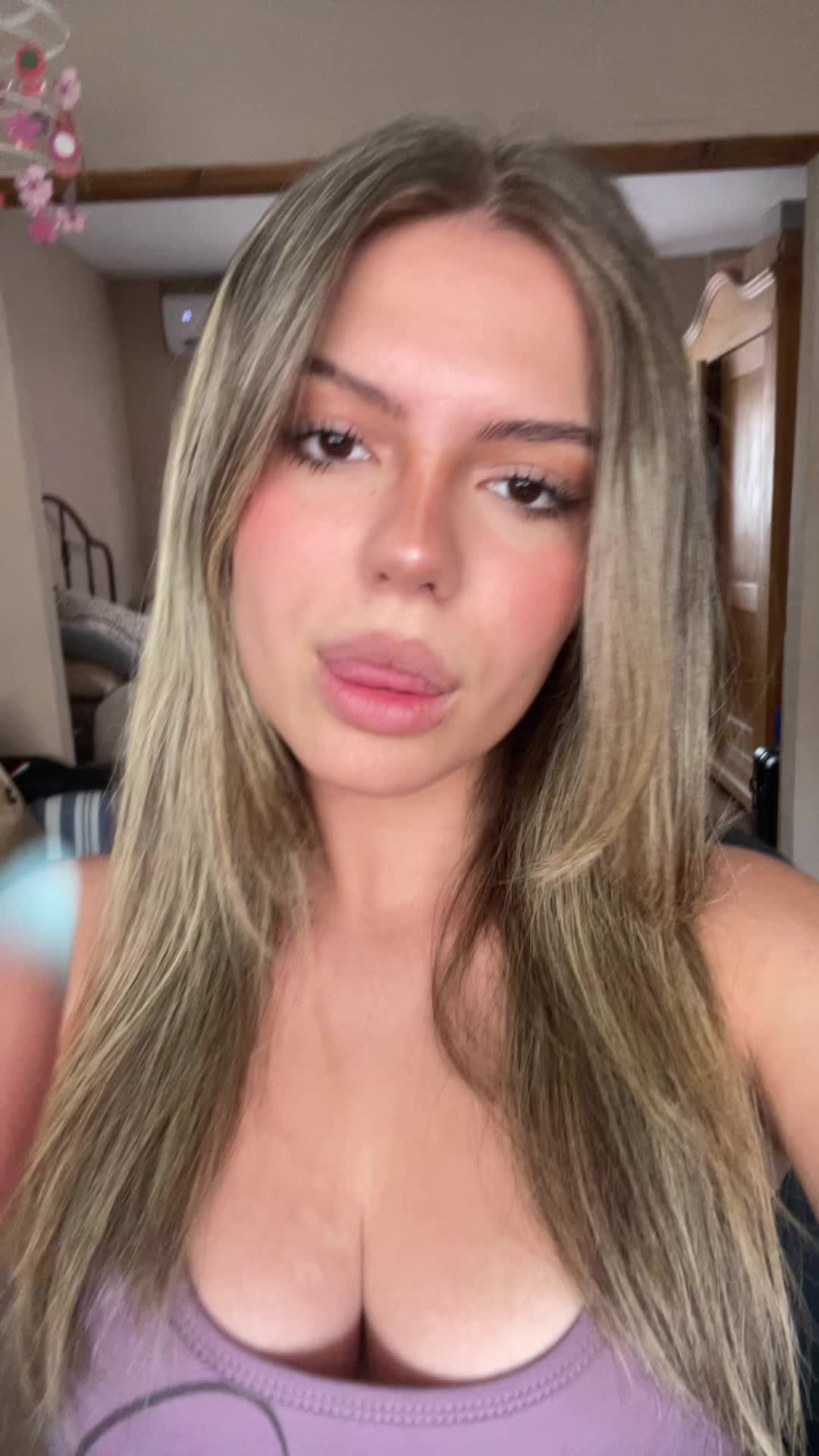 @liliaaprieto