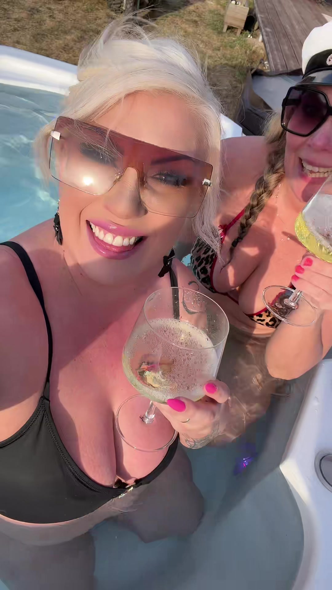 @Mira Kontio