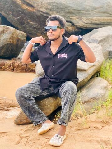 @MR.මැණික්