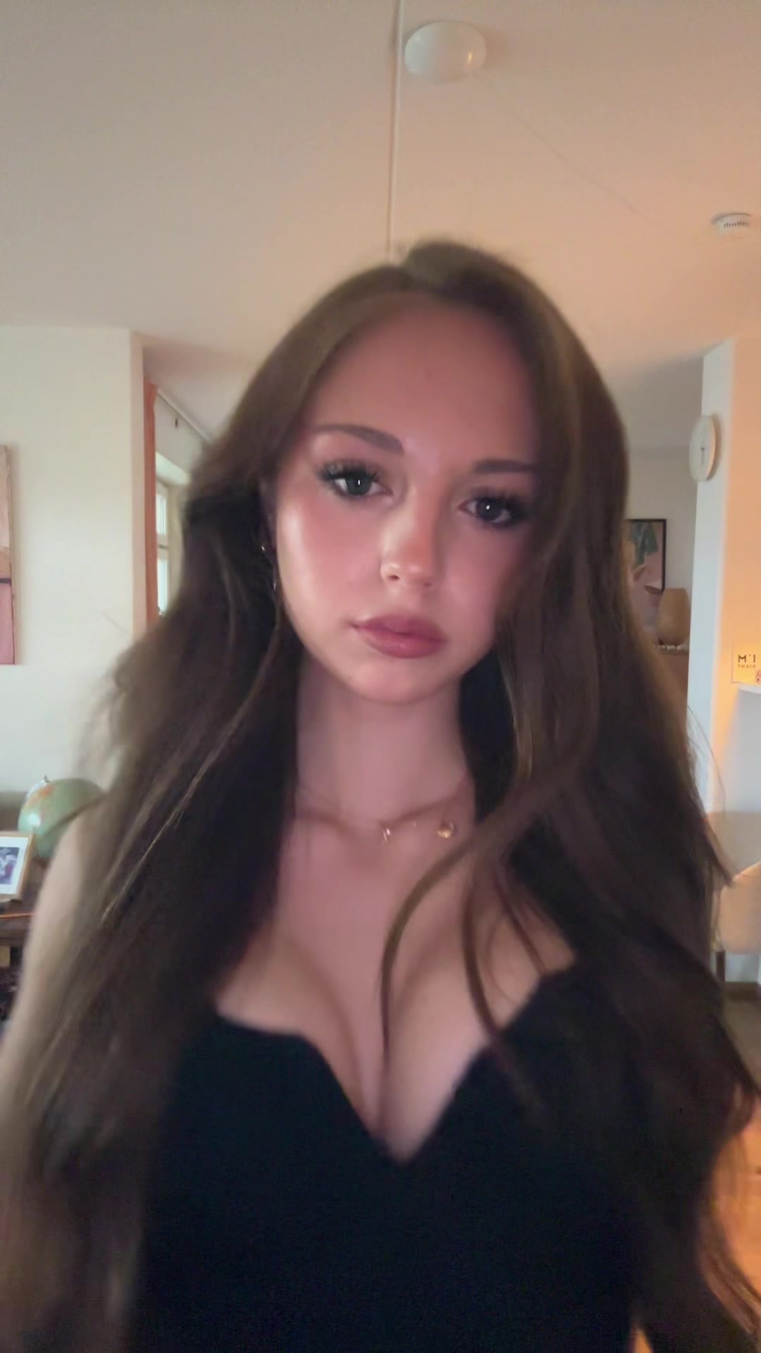 @Lo