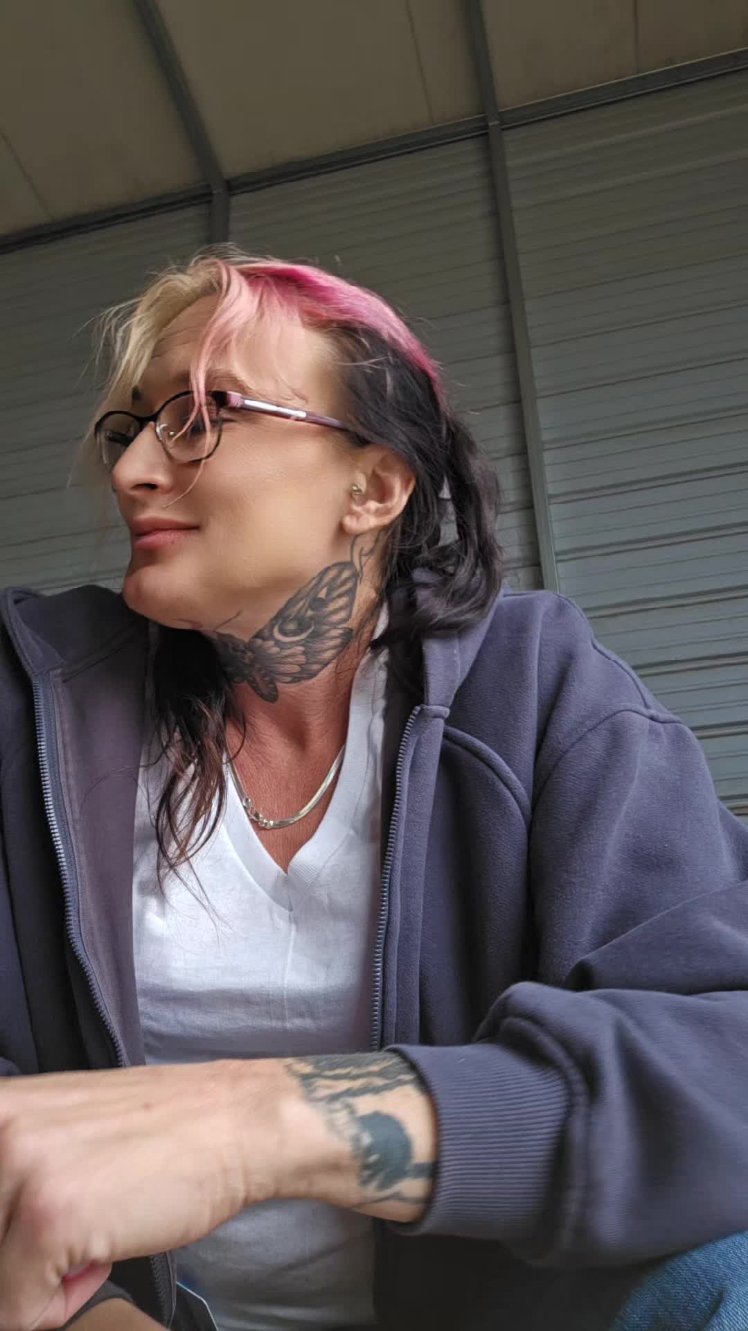 @🍍yagirlTrouble83🍍