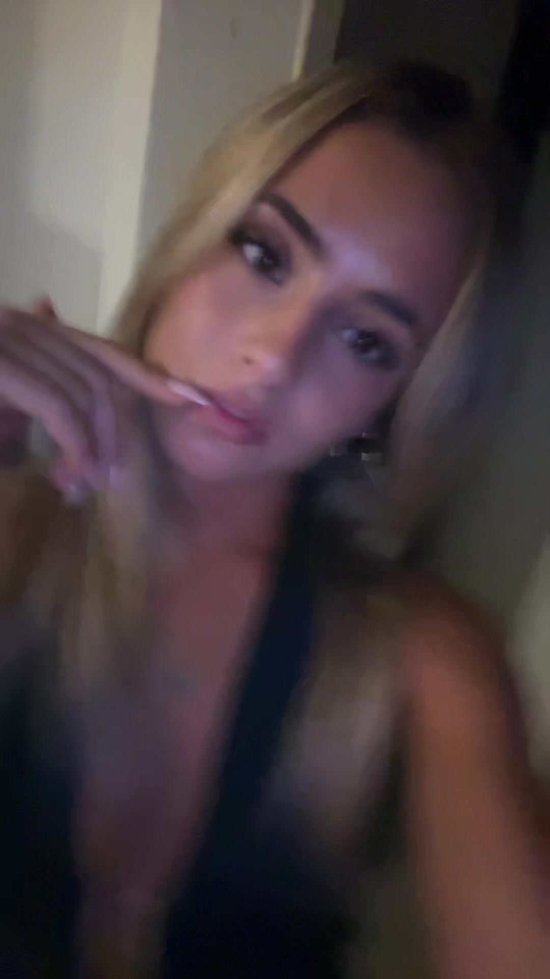 @M