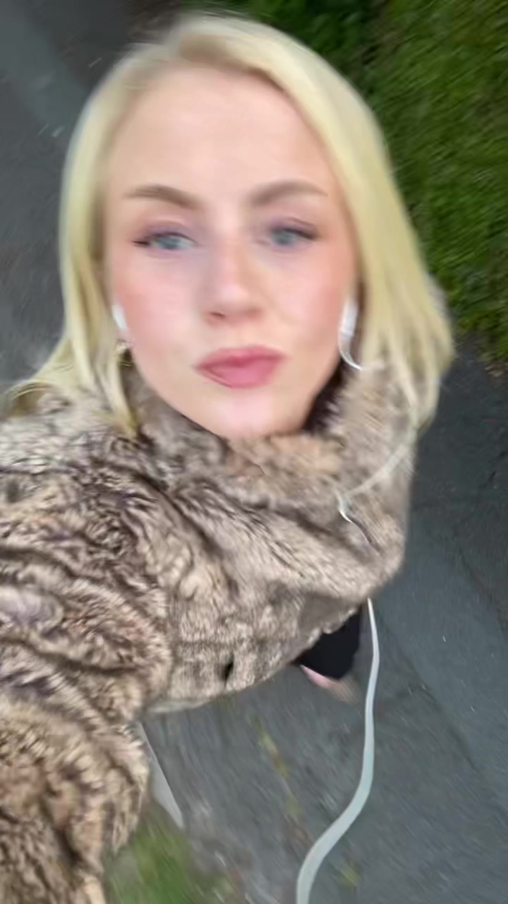 @phoebe