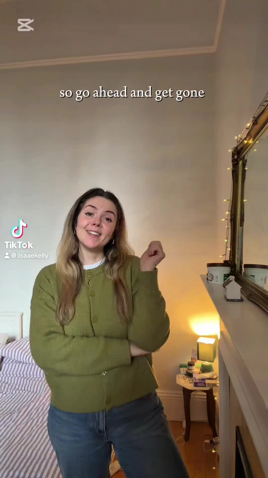 @lisaaekelly