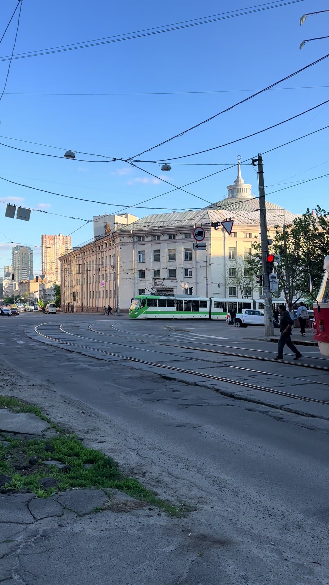 @ЛЬВИНИ