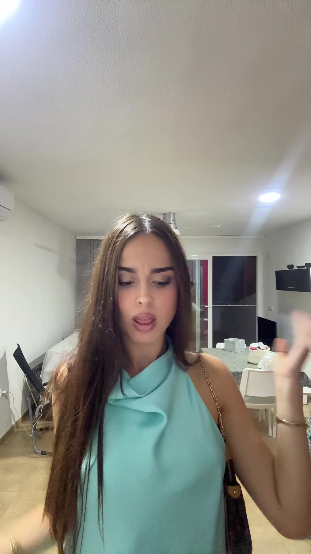 @Carlota