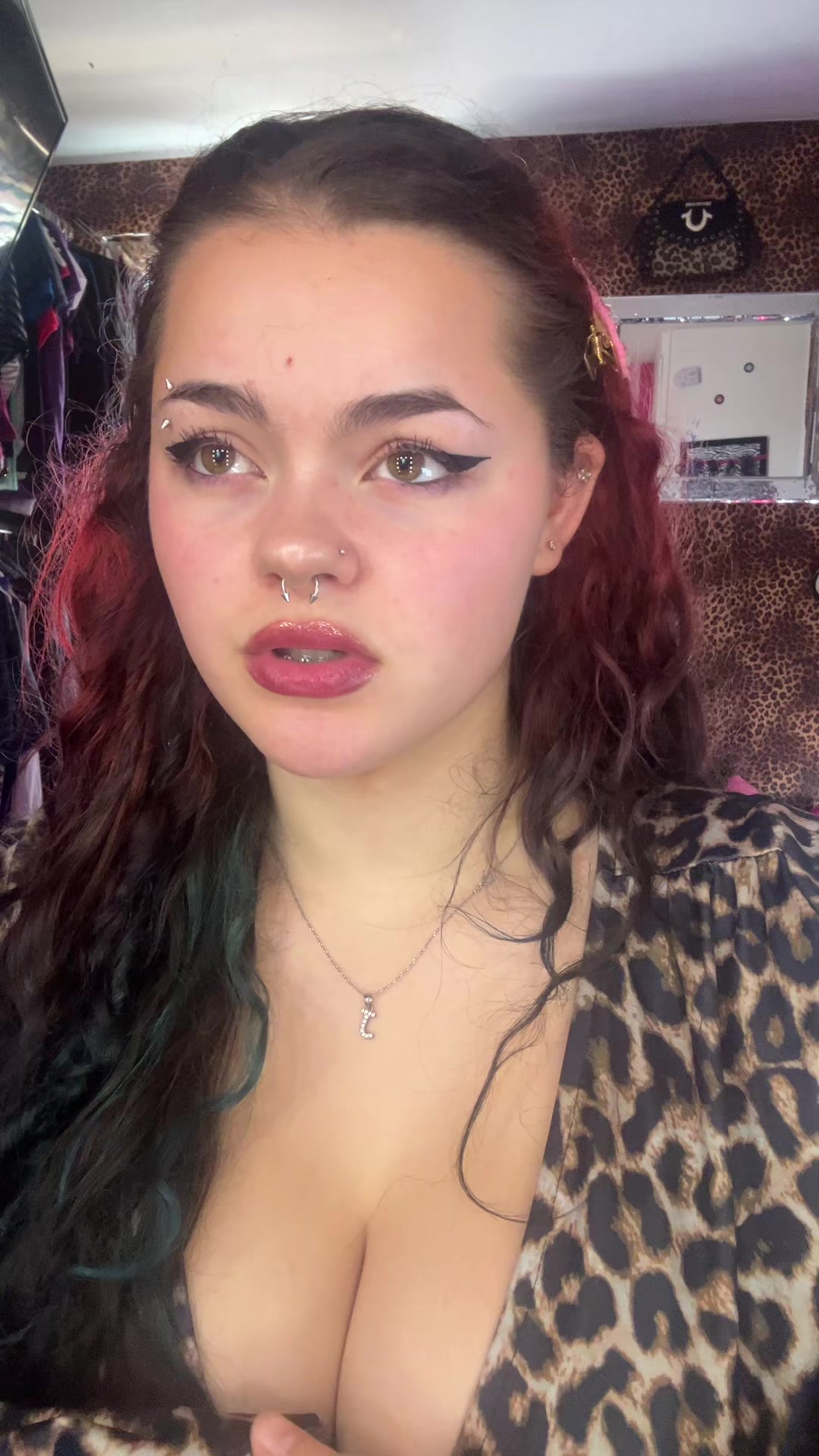 @lexipooxo