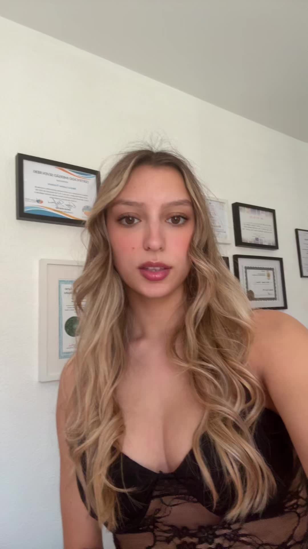 @Lara