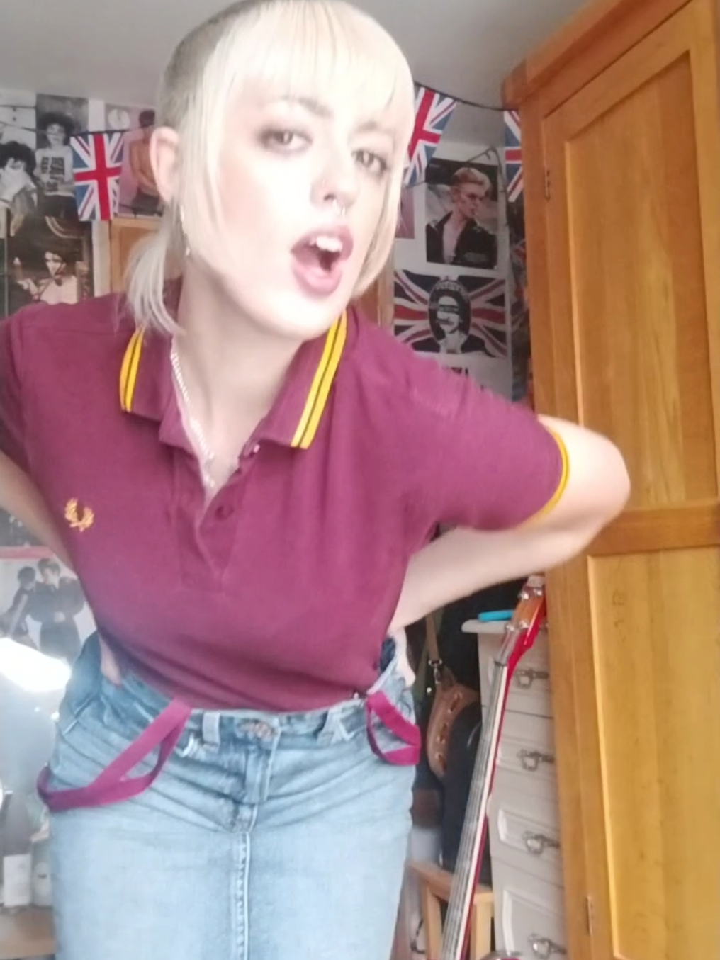 @Dolly🕸️