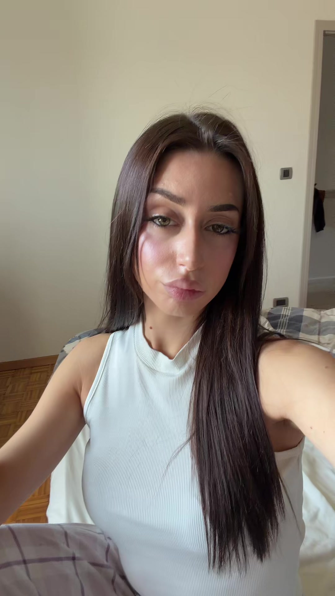 @niki