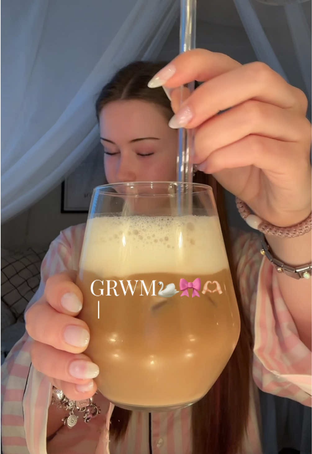 @𝒩𝑒𝓁𝓁𝒾🦢