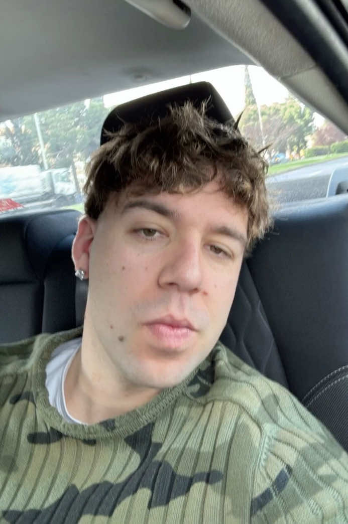 @𝐧𝐚𝐢𝐚