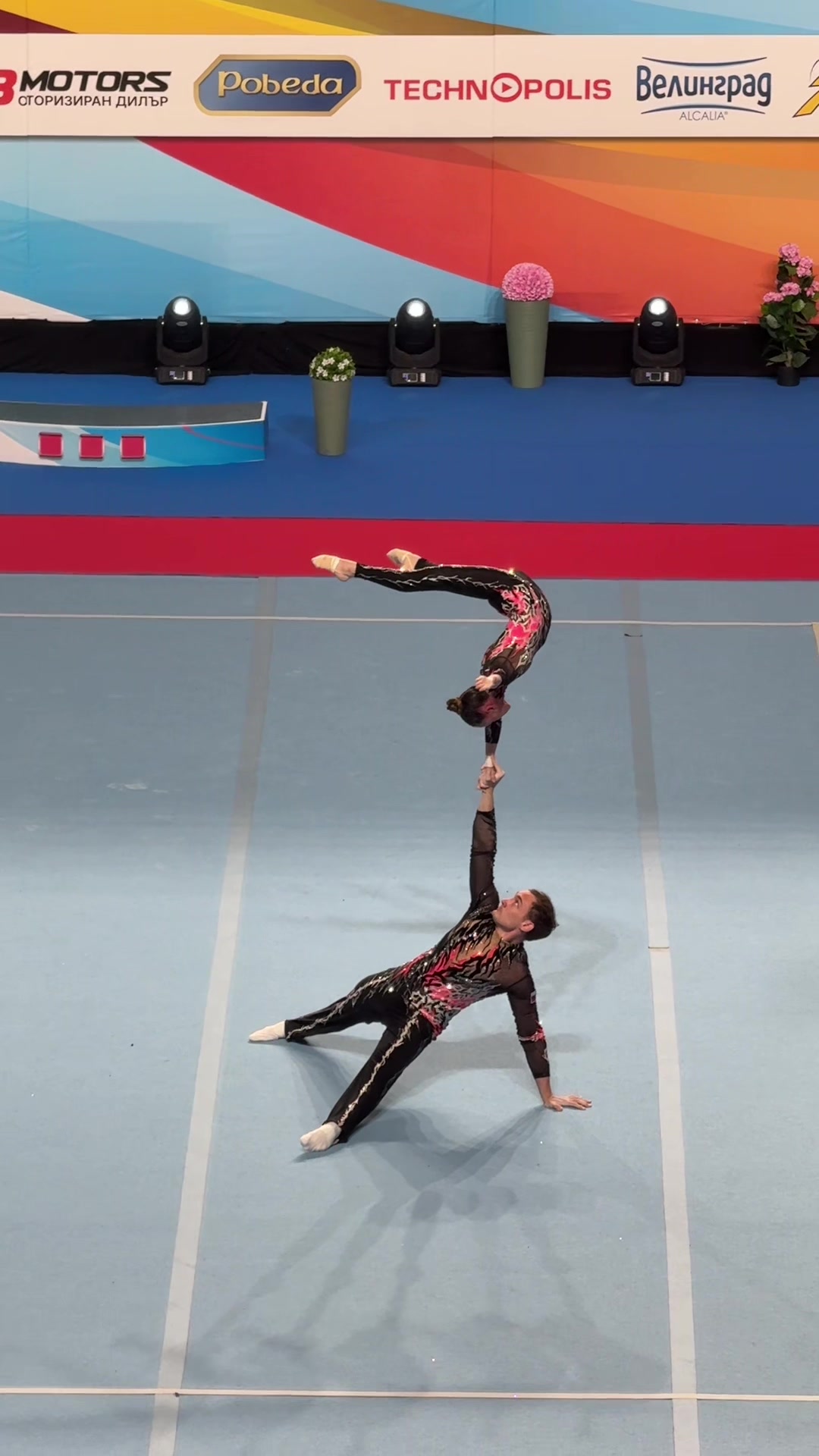 @acro_gymnastics_world