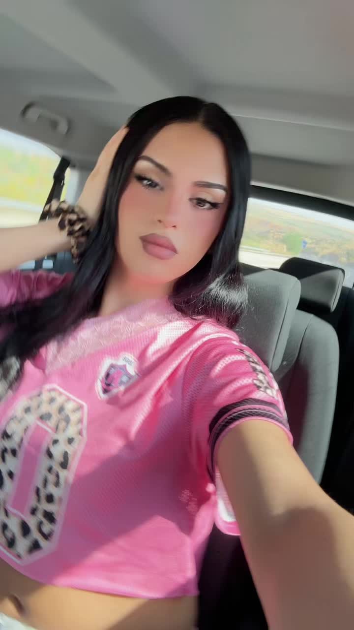@🏳️⚧️🩷