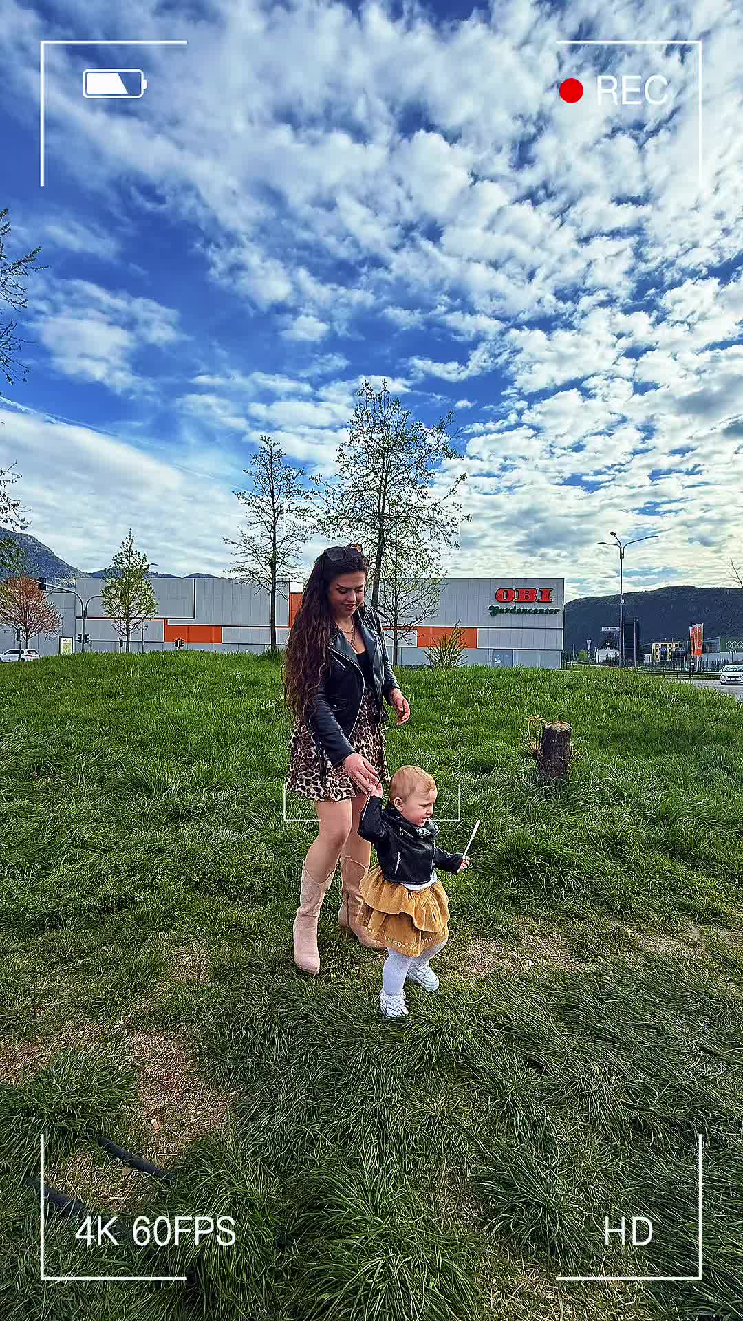 @lanja_