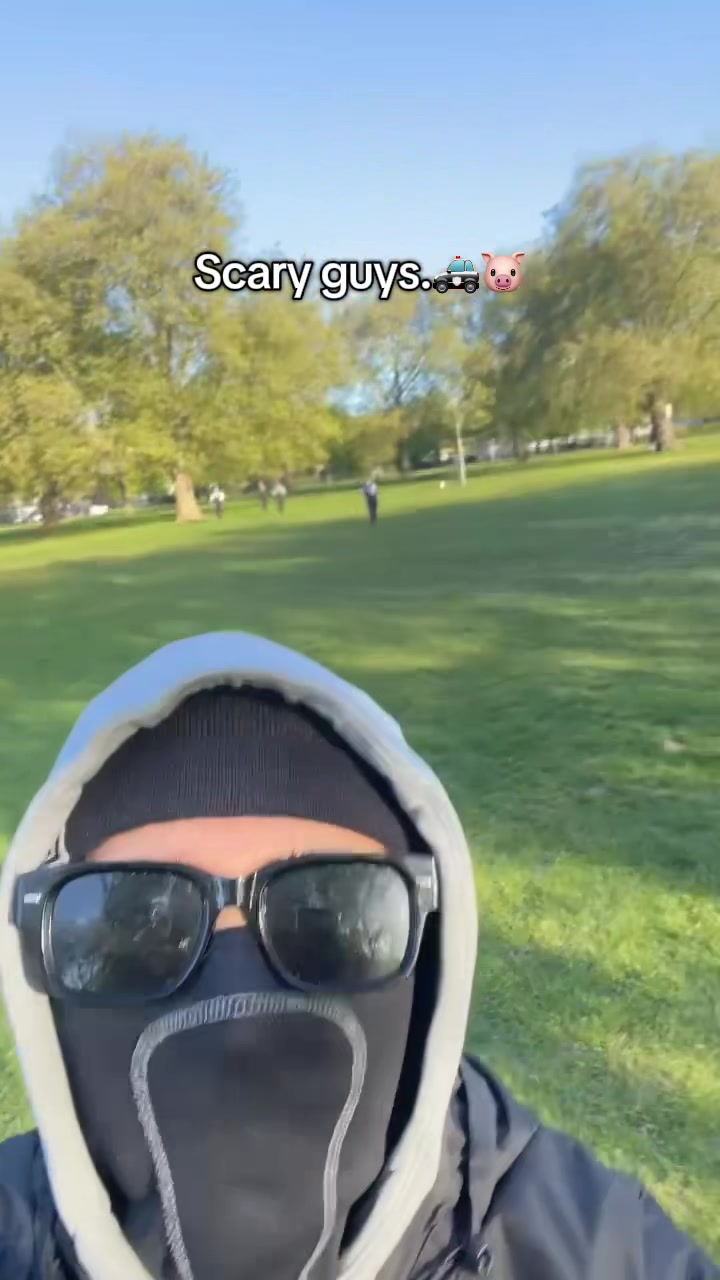 @Km