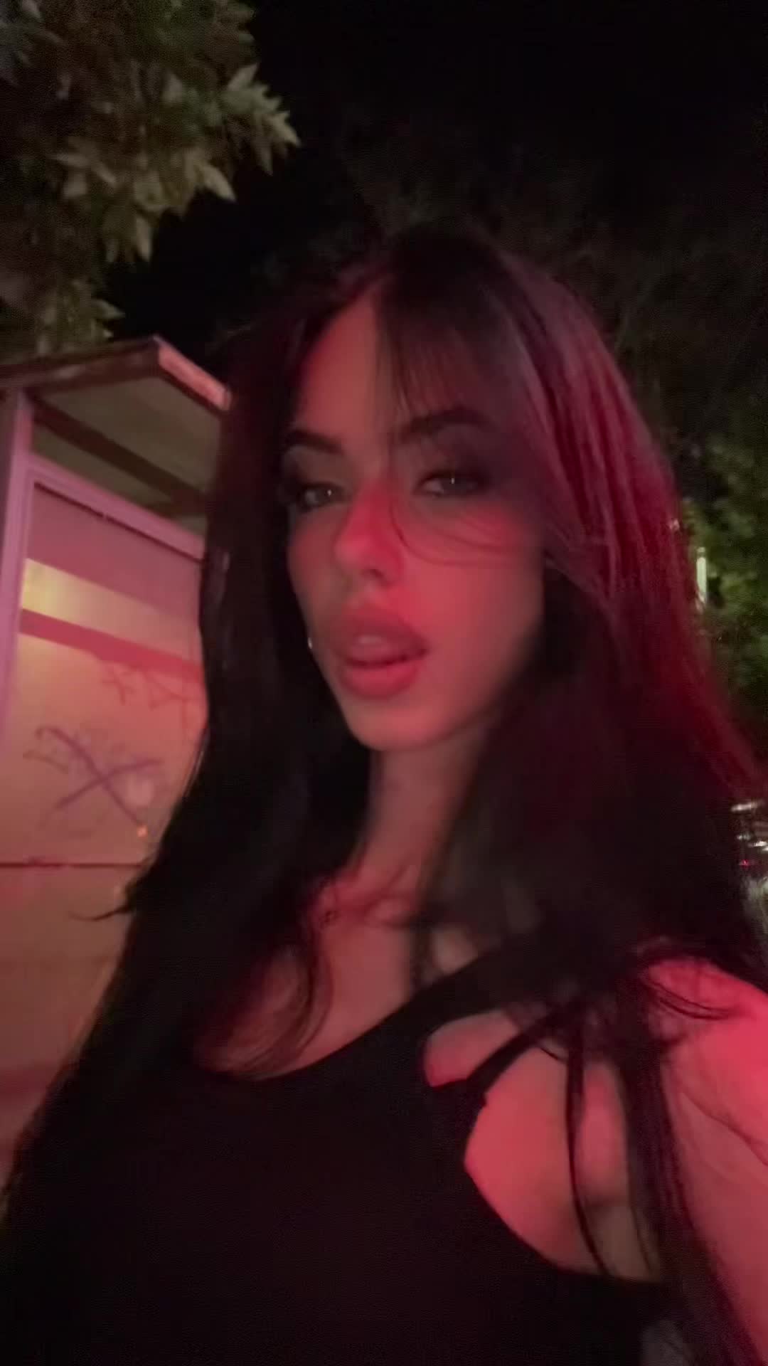 @Victoria ✨