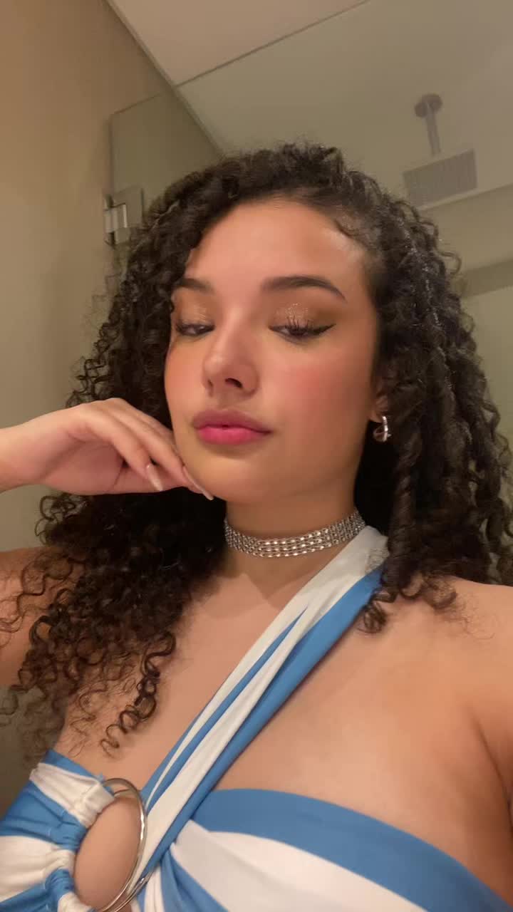 @Luciana