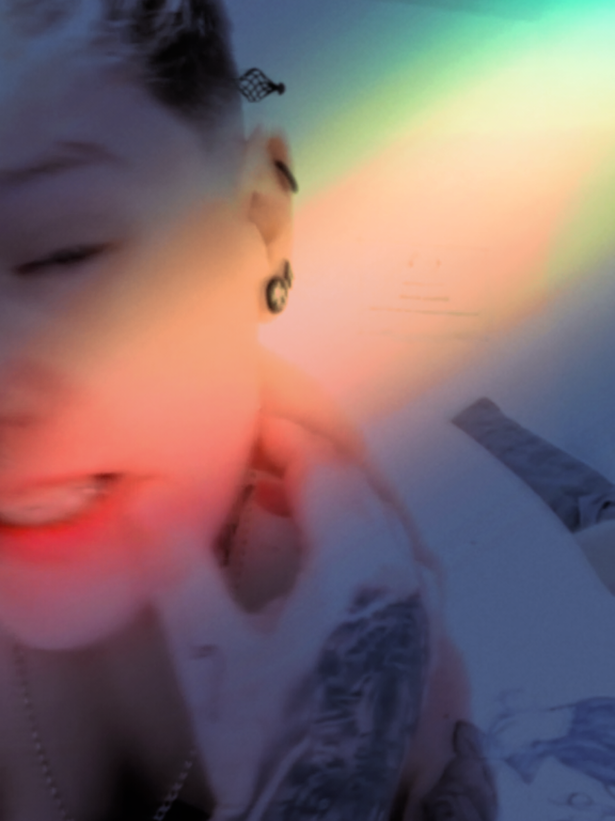 @𝚃𝚊𝚢𝚝𝚘𝚗'♡