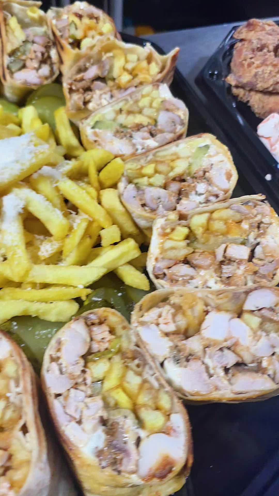 @AnyasByChefAndreiFlueraru