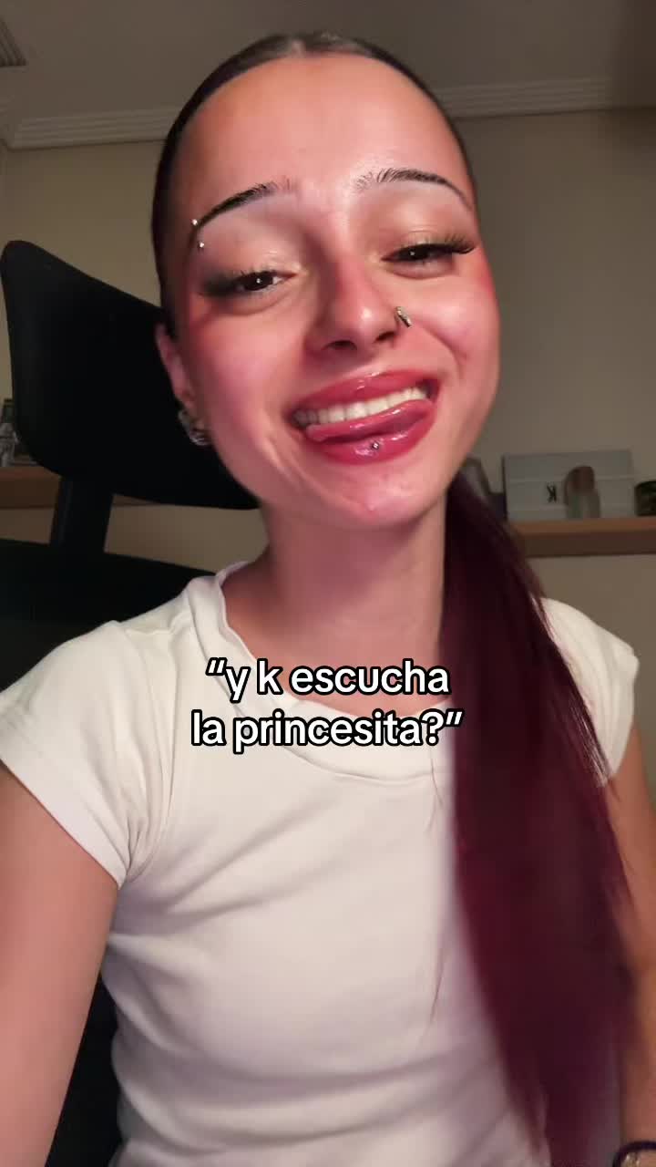 @Helena 🚭💸