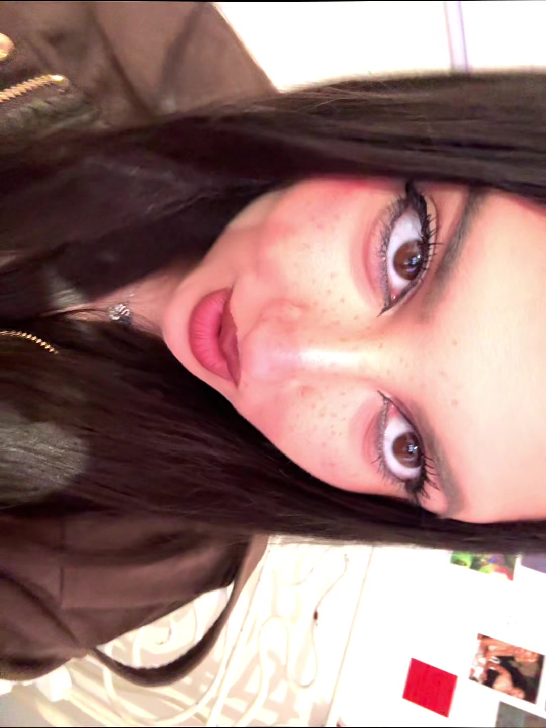 @Marika🥥👀