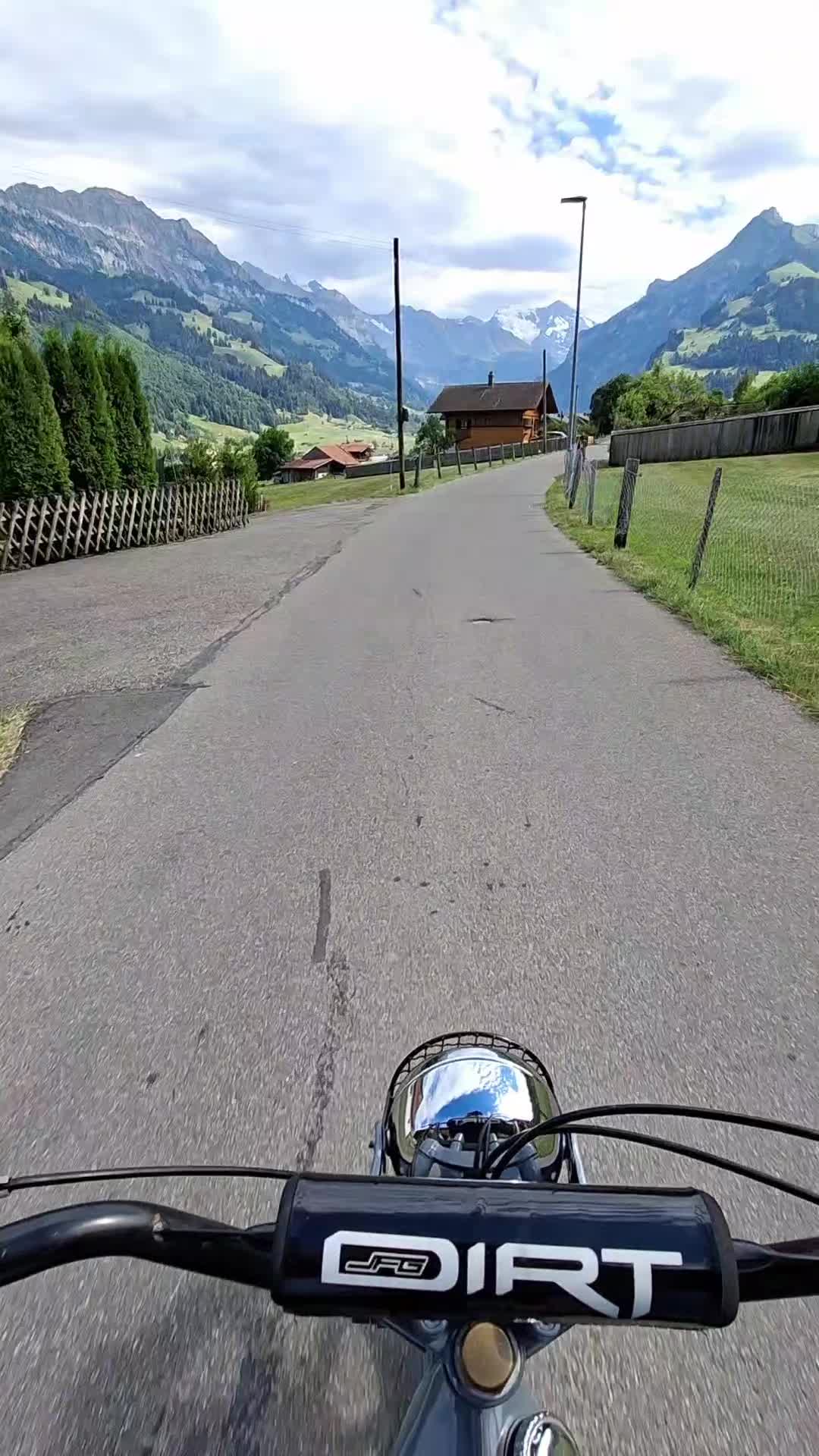 @2STROKEYILGI🇨🇭