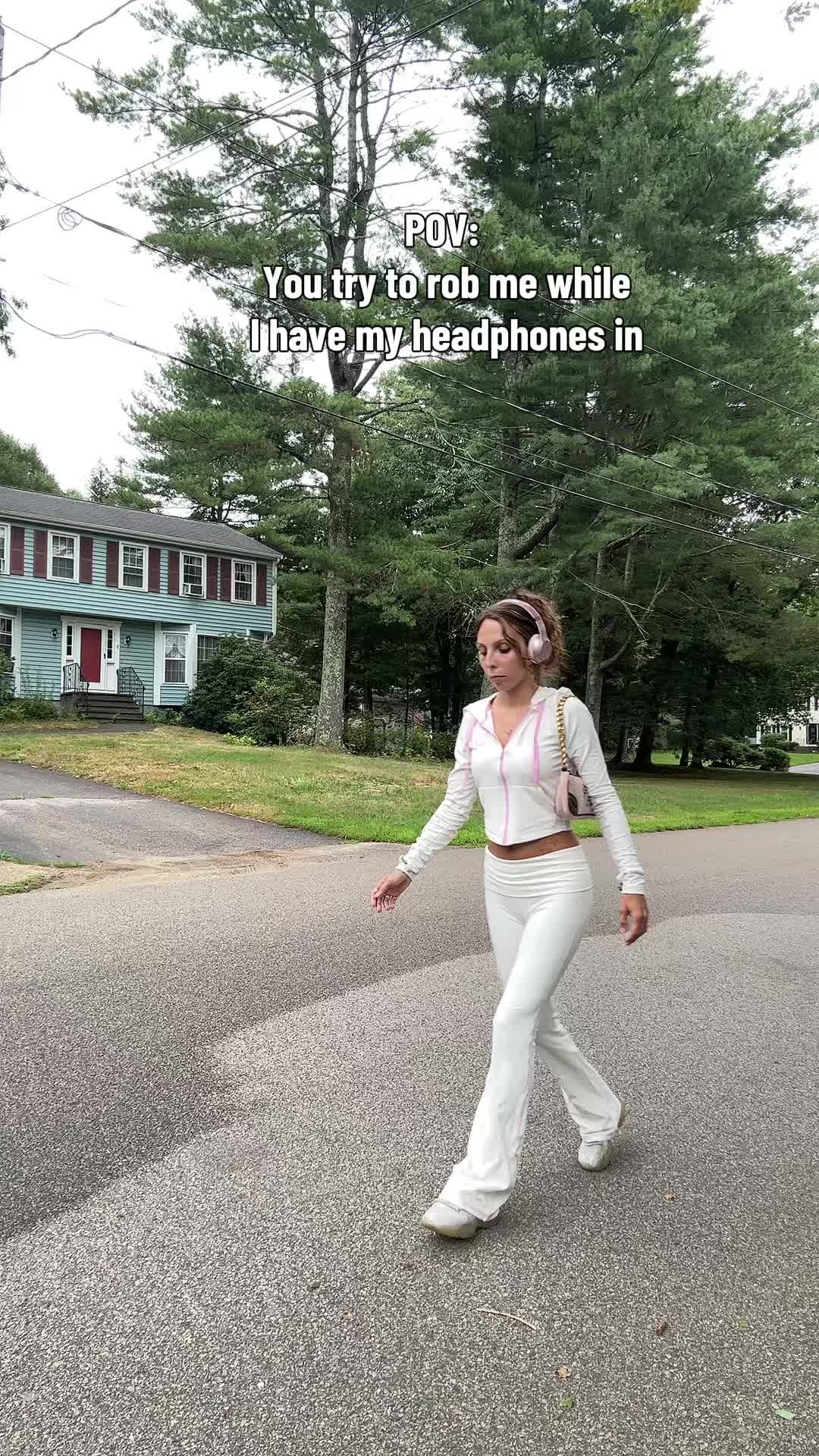 @thereallljojo