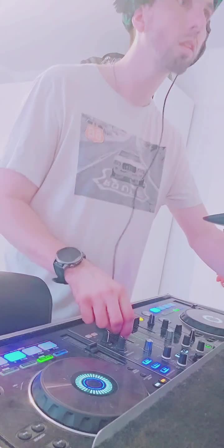 @DJ DARK