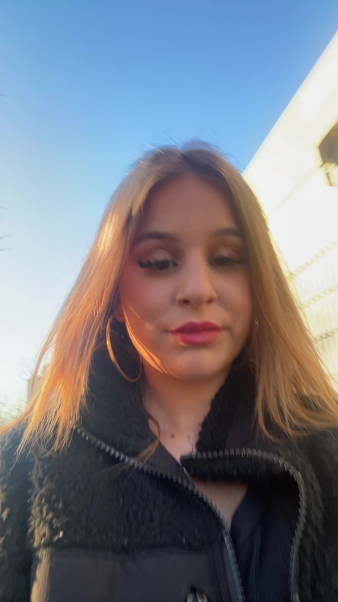 @angi