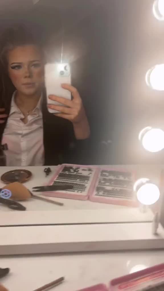 @💕bitches💕