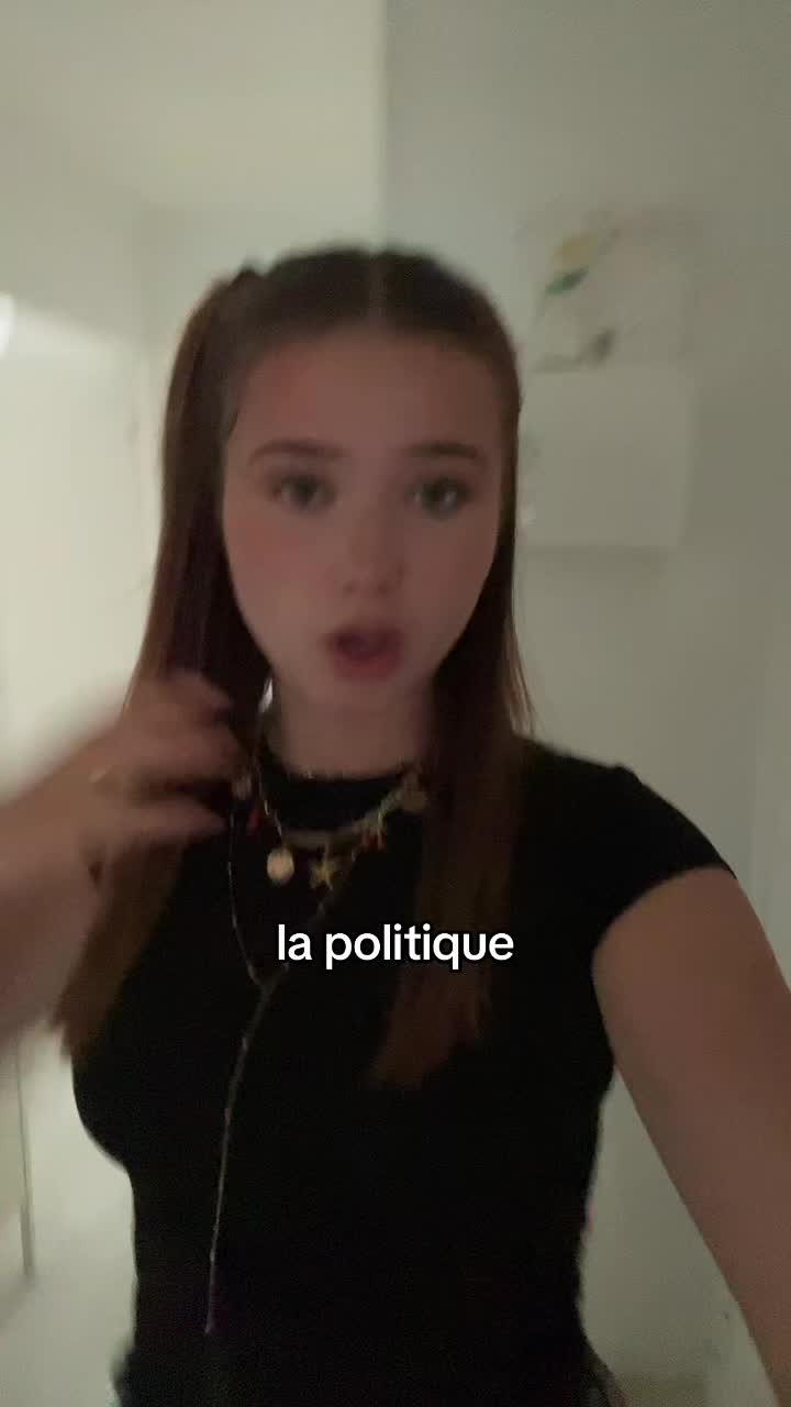 @𝑅𝑜𝓂𝓎’☭