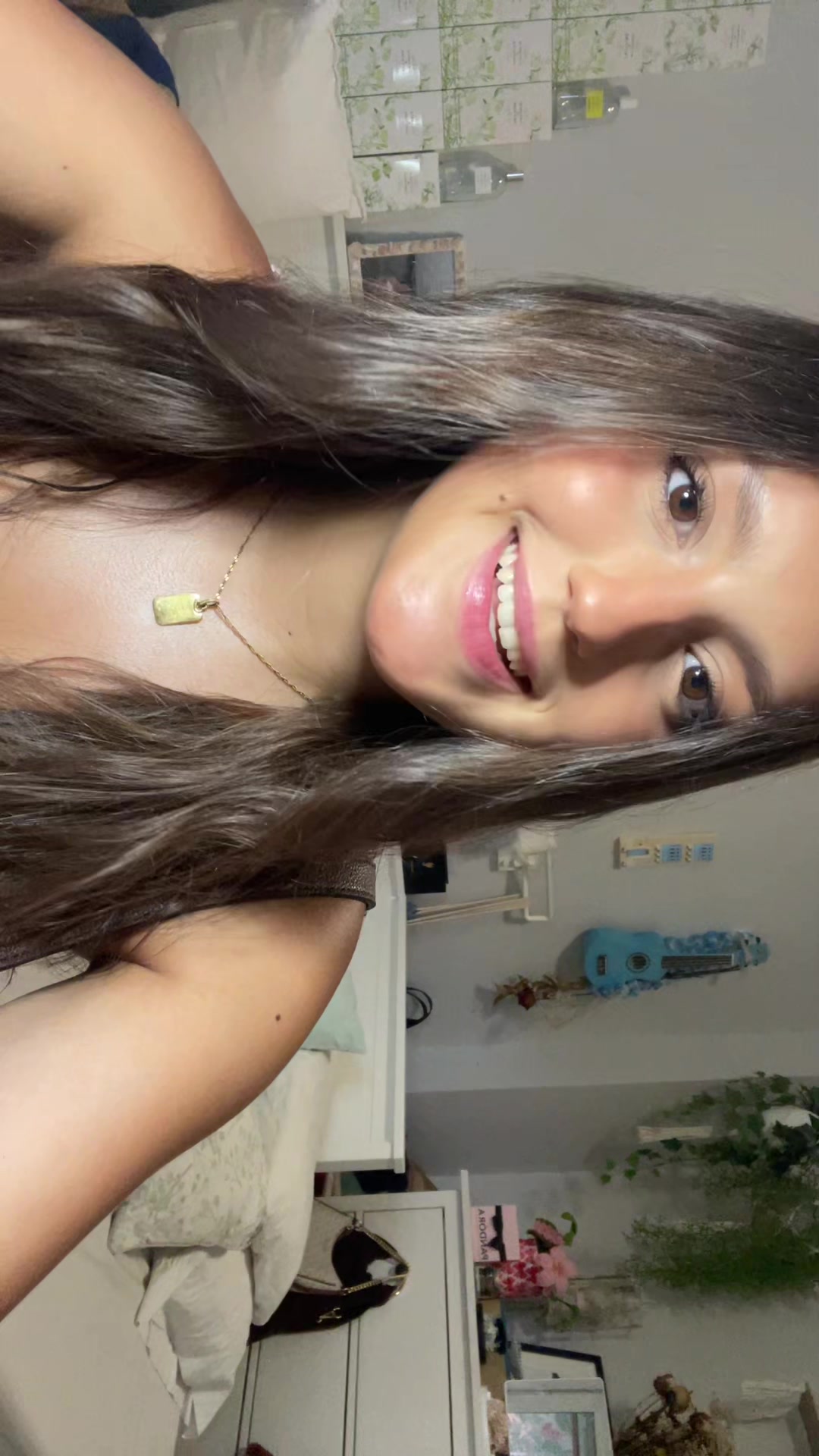 @lauu👩🏻🦲