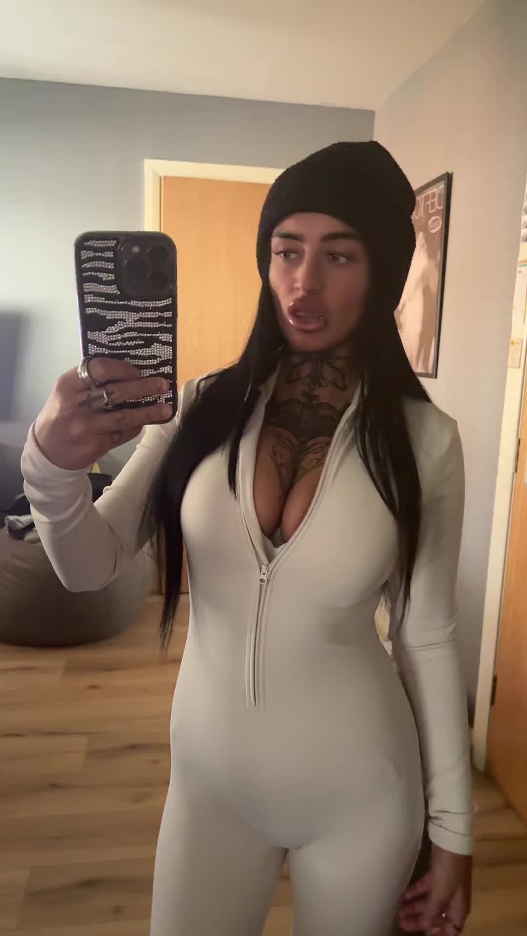 @UNHOLYERIN