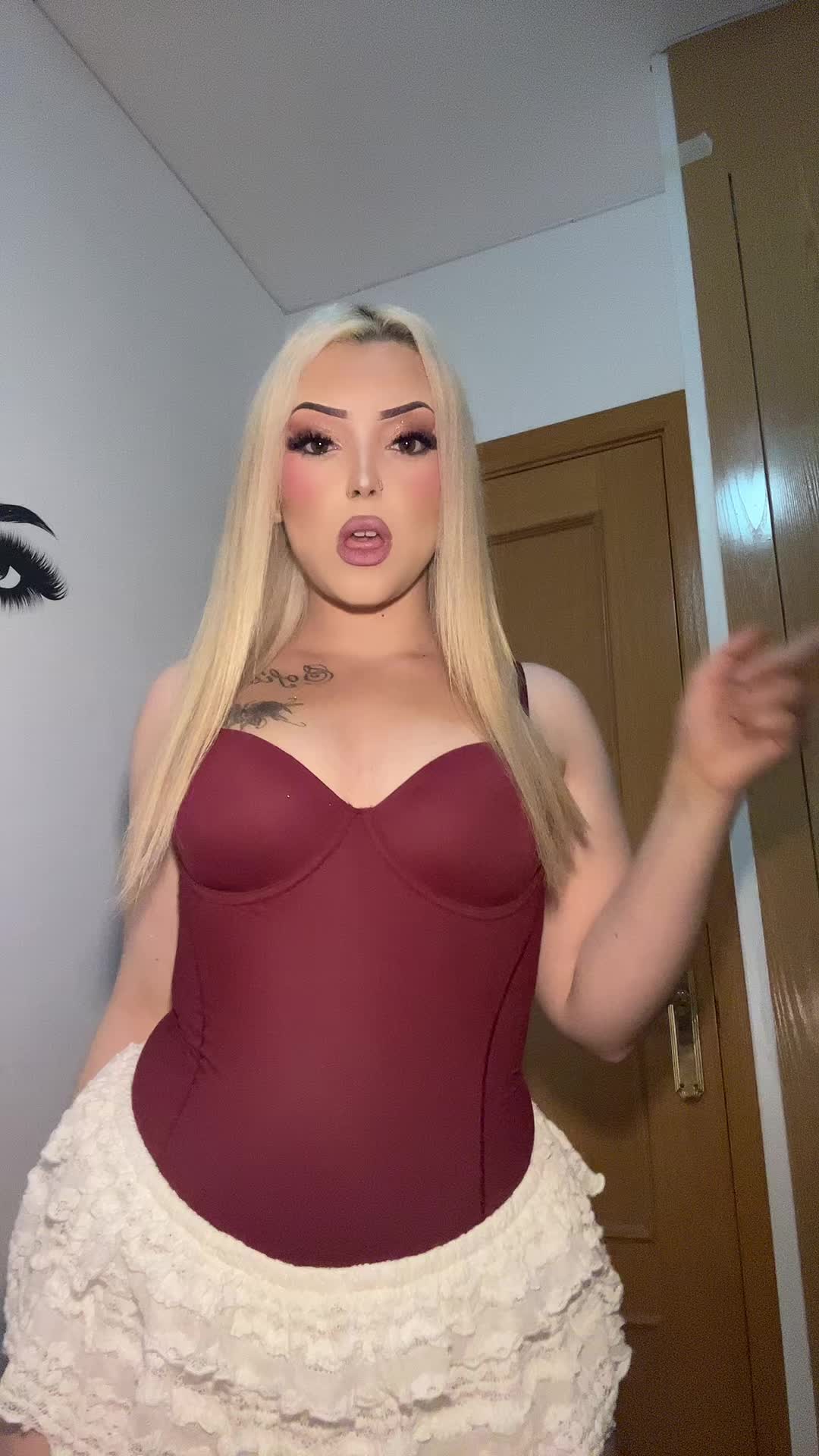 @𝓐𝓲𝓷𝓱𝓸𝓪🎀