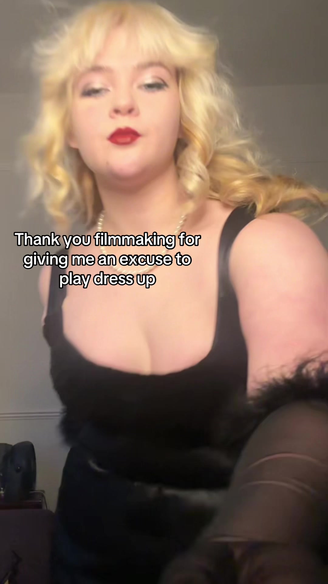 @E💫