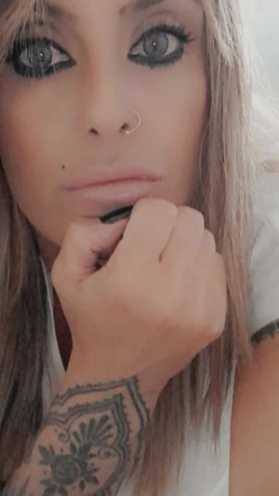 @Esmeralda