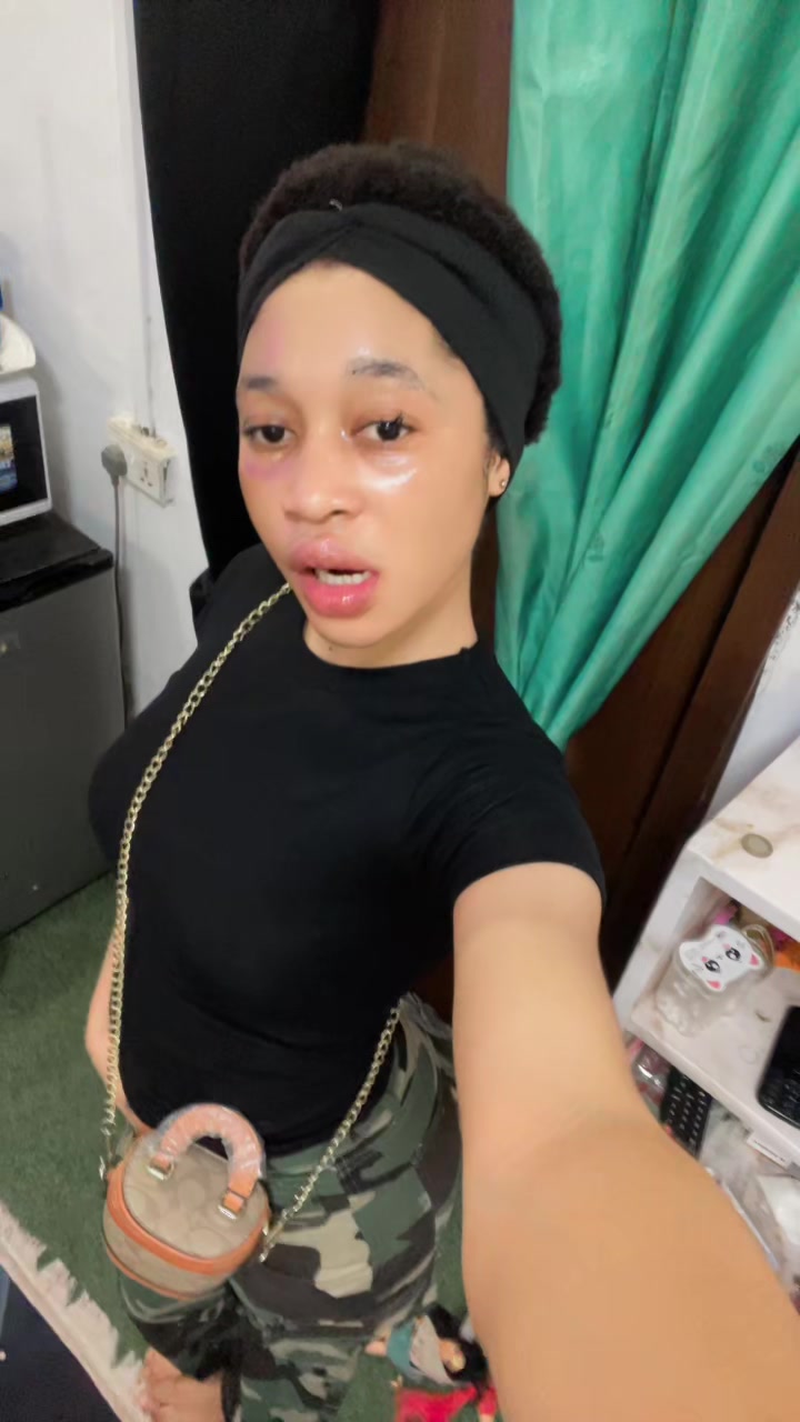 @FARIDA🤍🎀._