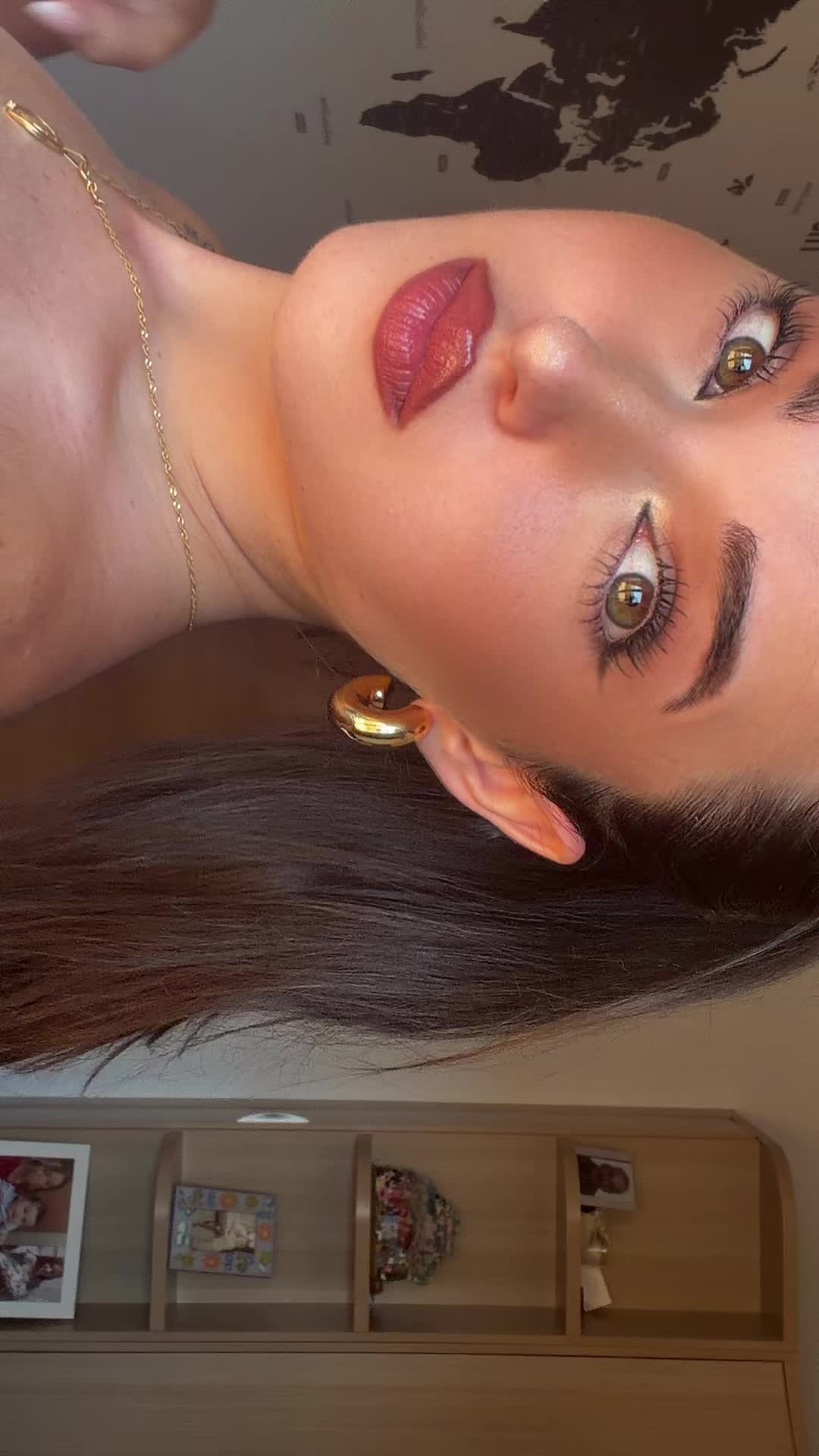 @taniamengual
