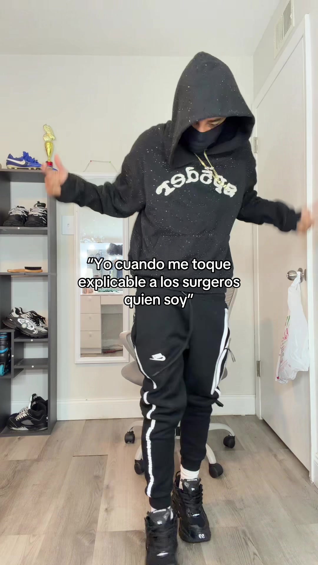 @Zurdo.