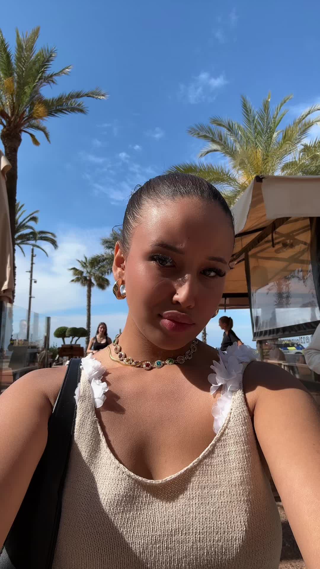 @🤓
